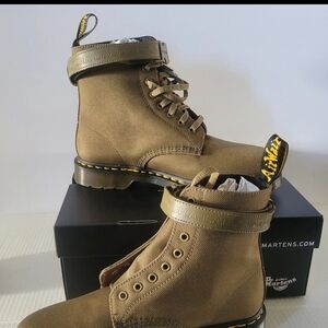 Dr. Martens 1460 Futura Laboratories Olive Strap Men's Boots BRAND NEW